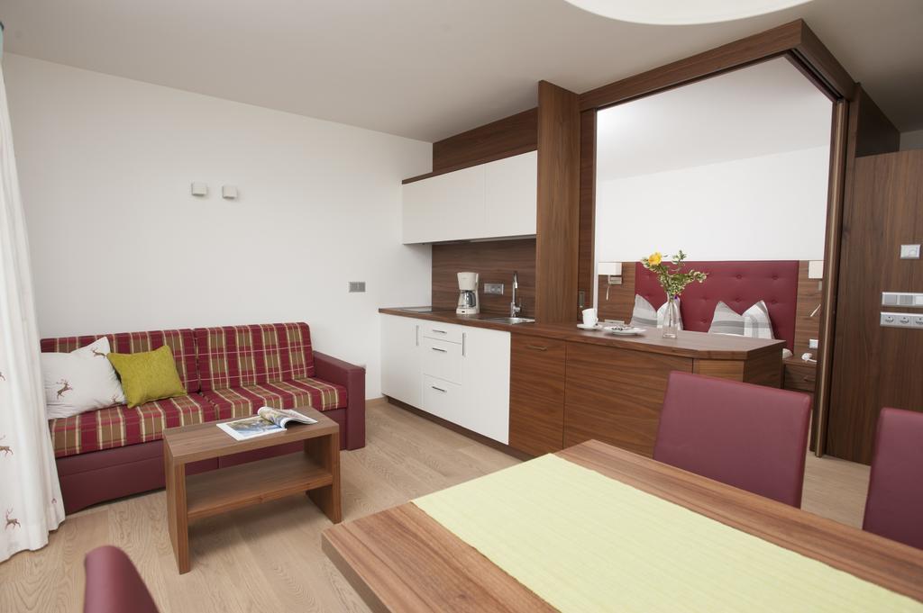 Apartmenthaus Gruberhof เชนนา ภายนอก รูปภาพ